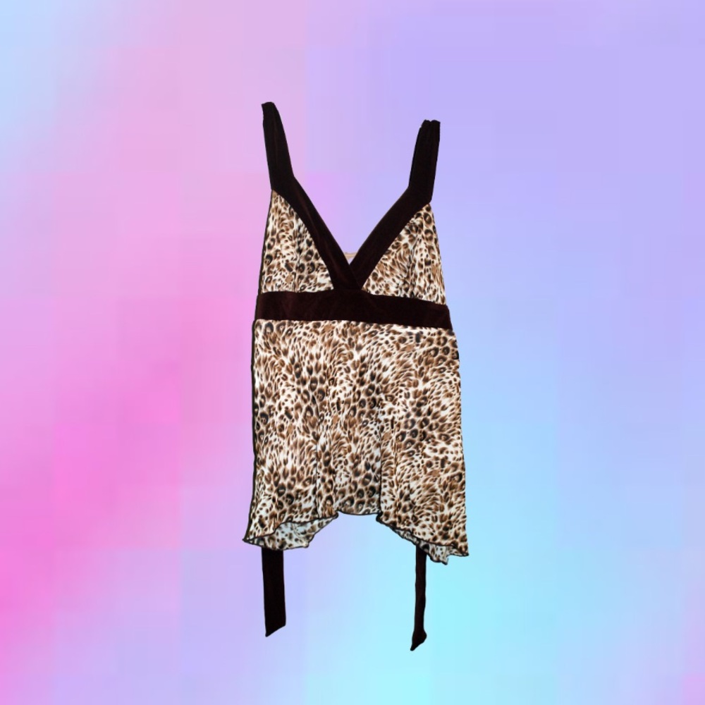 Vintage Leopard Print V-Neck Top! - Picture 4 of 4